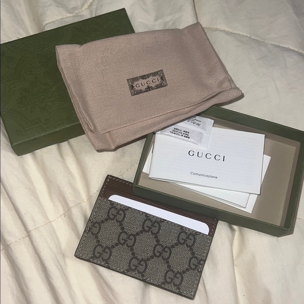 Gucci official GG Supreme Beige Canvas Card Case & Card Holder - Picture 7 of 9